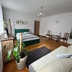 Pansiyon Arthome Wroclaw